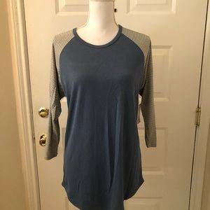 LULAROE Blue/Gray Striped Randy